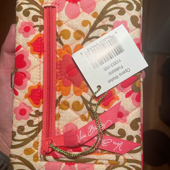 Vera Bradley wallet - brand new with tags - Picture 3 of 7